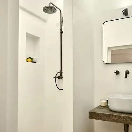 Casa Luce • Residenza Di Charme Con Giardino Holiday home *